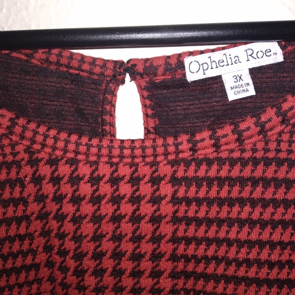 Ophelia Roe Red and Black Jacquard Top 3X NWT - Picture 7 of 8